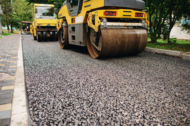 Best Residential Driveway Paver Services  in Toluca, IL